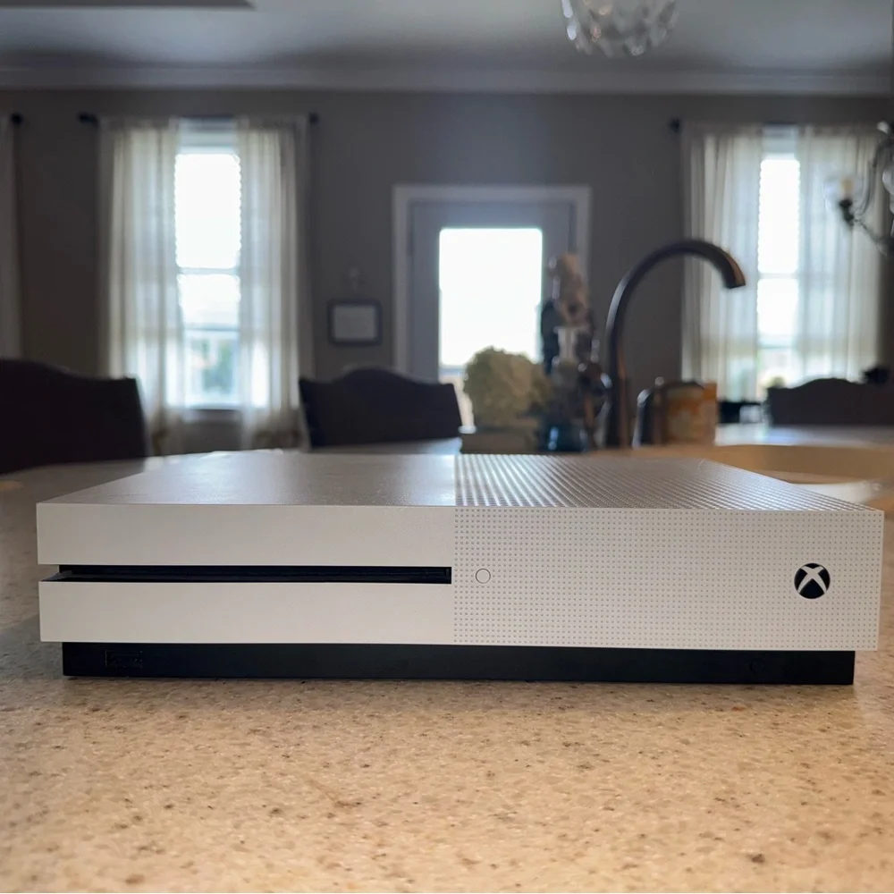 One S Console - White